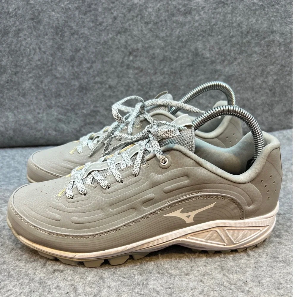 Mizuno Ambition 3 Women's Grey Turf Baseball Softball Shoes Sneakers Low Top 9.5